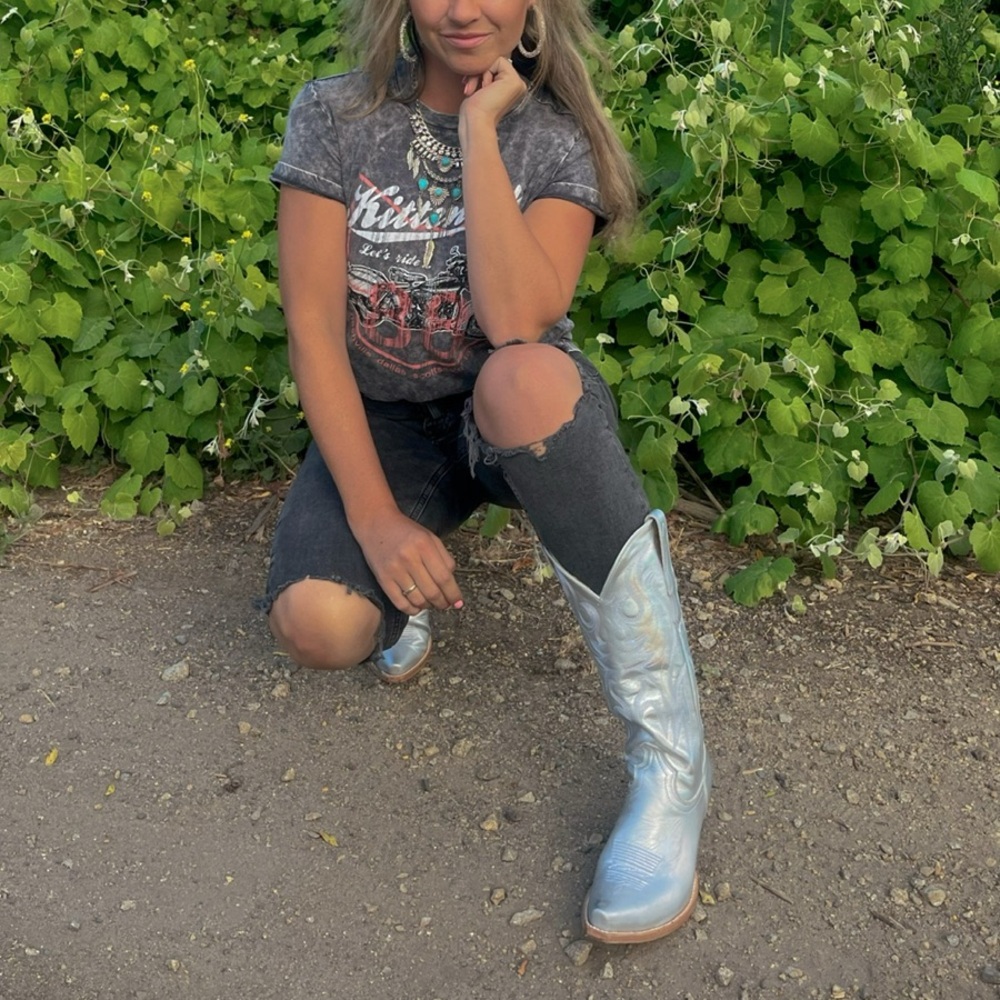 NEW Idyllwind Silver Cowboy Boots